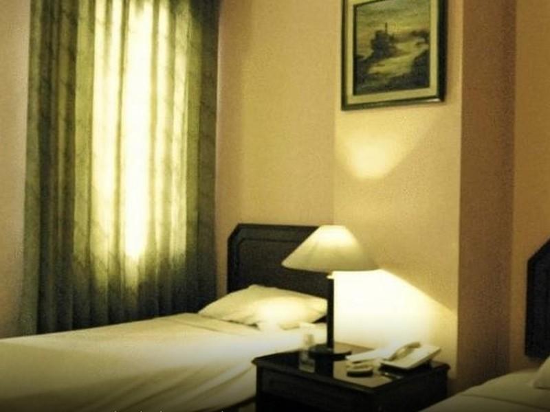 Super Oyo Townhouse 1 Hotel Salemba Джакарта Экстерьер фото