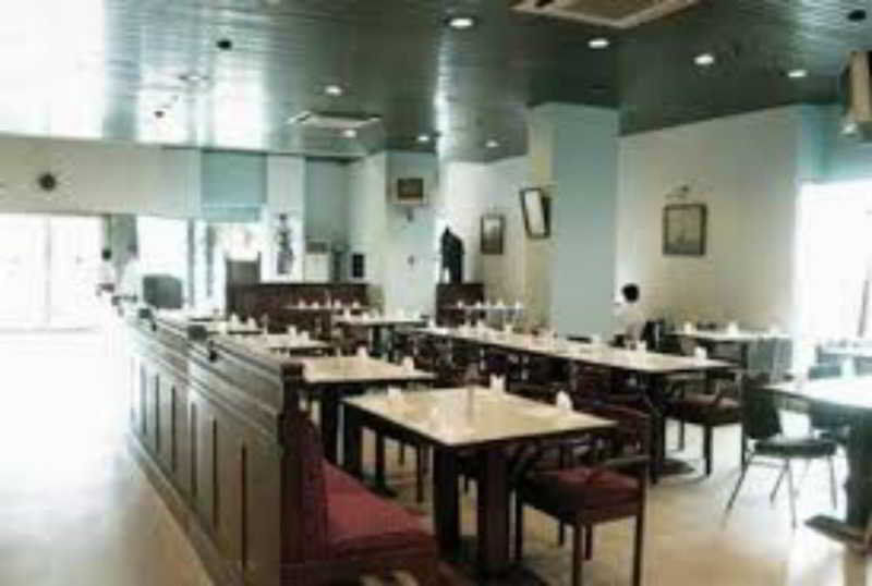 Super Oyo Townhouse 1 Hotel Salemba Джакарта Экстерьер фото